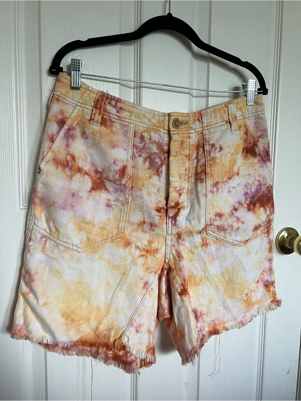 Free People Women's She's A Legend Orange Apricot Tie-Dye Bermuda Shorts Size 8
